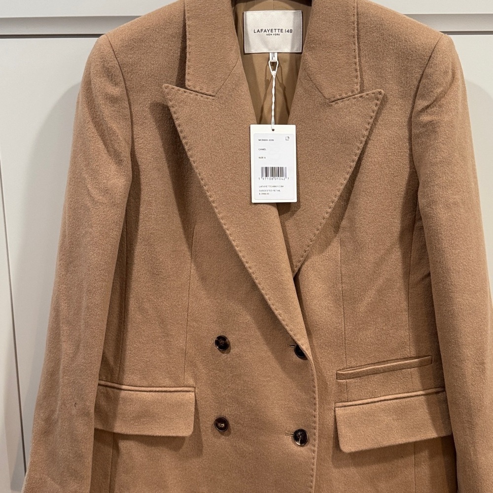 LAFAYETTE 148 NEW YORK NWT Size S
Double-Breasted Camel Hair Coat - $2998.00 - Picture 4 of 9